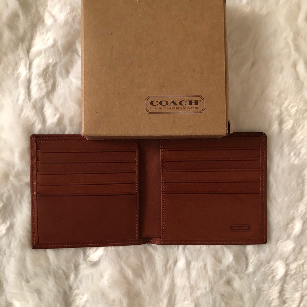 Coach Bi Fold Sport Calf Leather Credit Card Wallet in Original Box Large